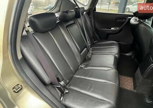 Бежевый Ниссан Мурано, объемом двигателя 3.5 л и пробегом 350 тыс. км за 9490 $, фото 10 на Automoto.ua