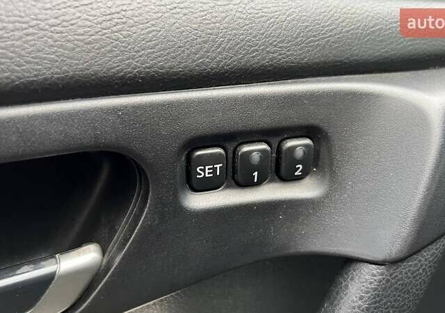 Бежевый Ниссан Мурано, объемом двигателя 3.5 л и пробегом 350 тыс. км за 9490 $, фото 13 на Automoto.ua