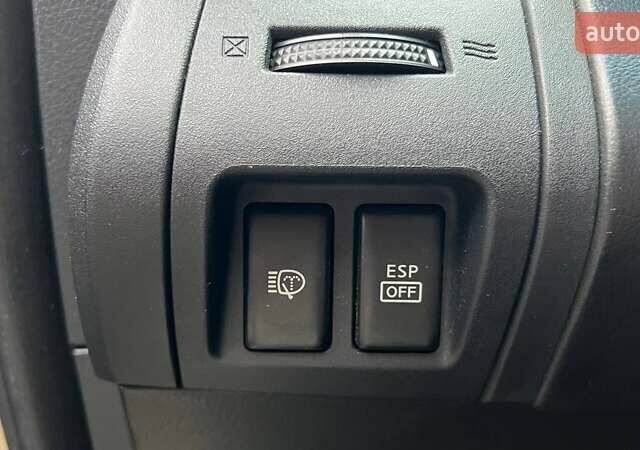 Бежевый Ниссан Мурано, объемом двигателя 3.5 л и пробегом 350 тыс. км за 9490 $, фото 14 на Automoto.ua