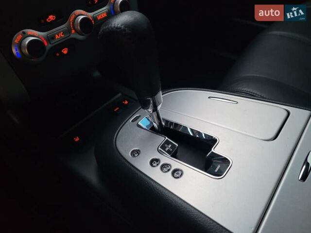 Бежевый Ниссан Мурано, объемом двигателя 3.5 л и пробегом 184 тыс. км за 11350 $, фото 52 на Automoto.ua