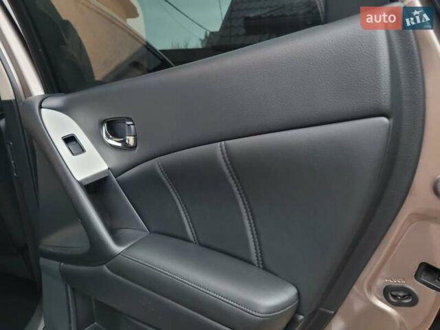 Бежевый Ниссан Мурано, объемом двигателя 3.5 л и пробегом 184 тыс. км за 11350 $, фото 63 на Automoto.ua