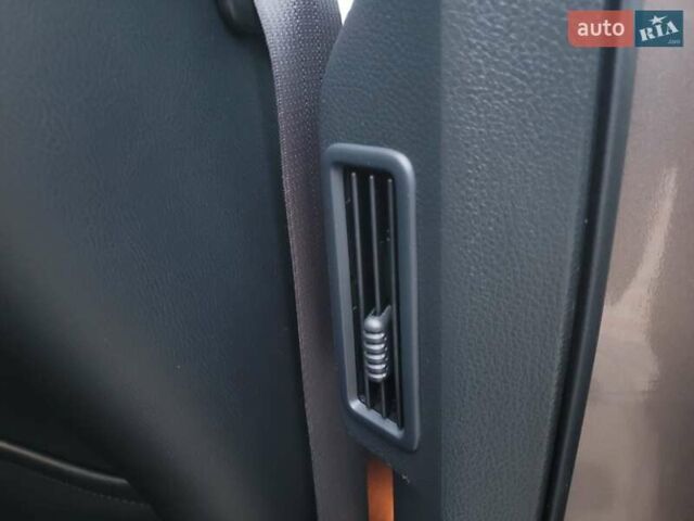 Бежевый Ниссан Мурано, объемом двигателя 3.5 л и пробегом 184 тыс. км за 11350 $, фото 65 на Automoto.ua