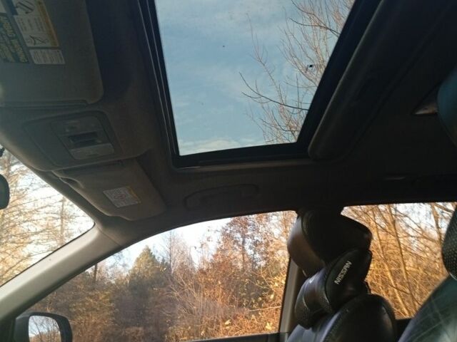 Черный Ниссан Мурано, объемом двигателя 3.5 л и пробегом 301 тыс. км за 4500 $, фото 7 на Automoto.ua