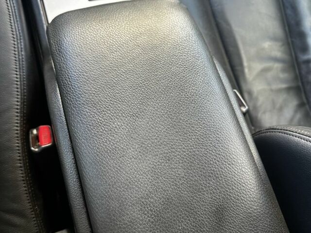 Черный Ниссан Мурано, объемом двигателя 3.5 л и пробегом 230 тыс. км за 7900 $, фото 9 на Automoto.ua