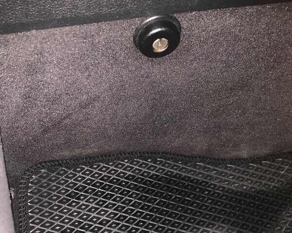 Черный Ниссан Мурано, объемом двигателя 3.5 л и пробегом 282 тыс. км за 7500 $, фото 23 на Automoto.ua