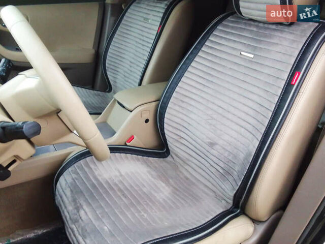 Черный Ниссан Мурано, объемом двигателя 3.5 л и пробегом 235 тыс. км за 6800 $, фото 16 на Automoto.ua