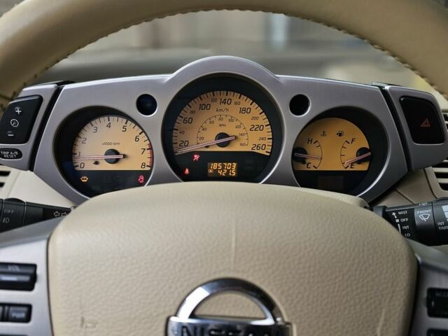 Черный Ниссан Мурано, объемом двигателя 3.5 л и пробегом 185 тыс. км за 5800 $, фото 8 на Automoto.ua