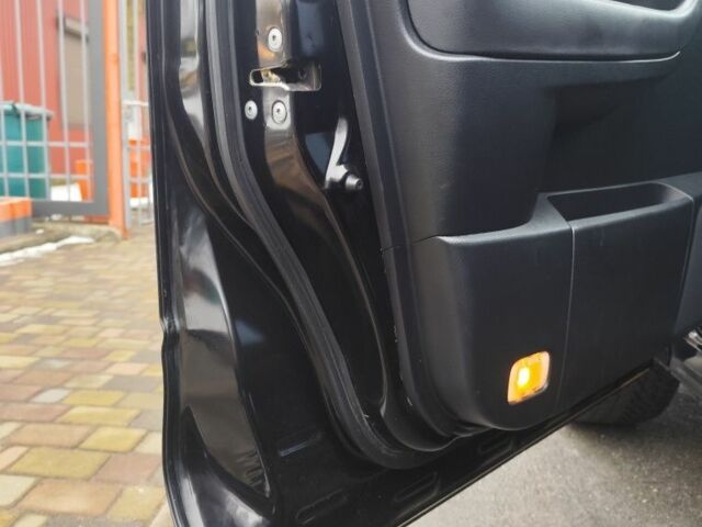 Ниссан Мурано 2008 в Броварах на Automoto.ua Черный Ниссан Мурано, объемом двигателя 3.5 л и пробегом 298 тыс. км за 7000 $, фото 2 на Automoto.ua