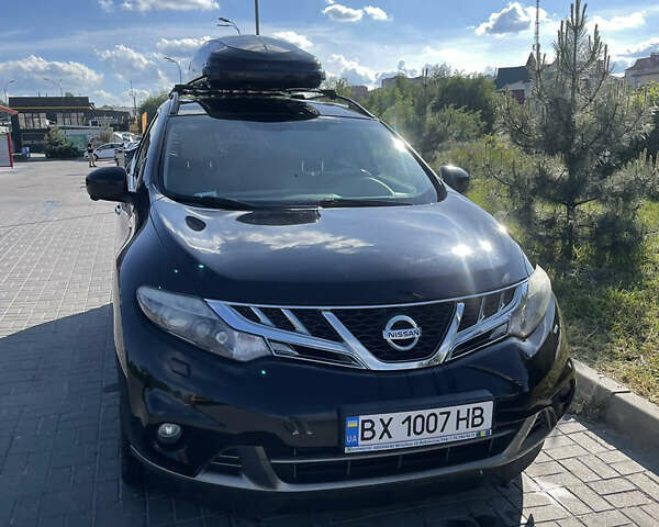 Черный Ниссан Мурано, объемом двигателя 2.49 л и пробегом 245 тыс. км за 15500 $, фото 2 на Automoto.ua