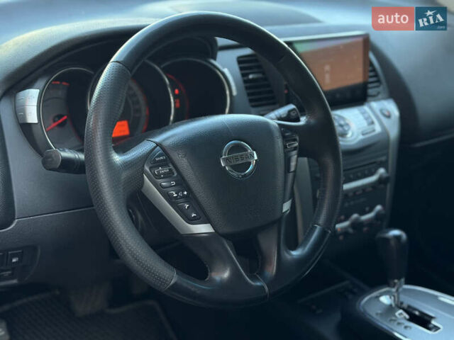 Черный Ниссан Мурано, объемом двигателя 3.5 л и пробегом 220 тыс. км за 9900 $, фото 16 на Automoto.ua
