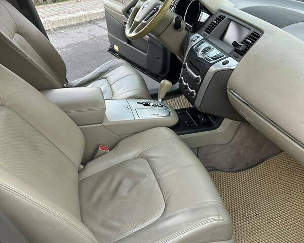 Черный Ниссан Мурано, объемом двигателя 2.49 л и пробегом 202 тыс. км за 13000 $, фото 21 на Automoto.ua