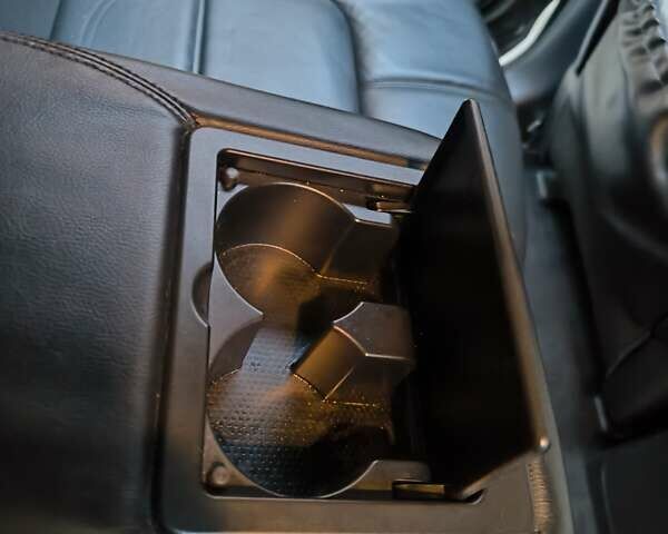 Черный Ниссан Мурано, объемом двигателя 3.5 л и пробегом 260 тыс. км за 11000 $, фото 63 на Automoto.ua