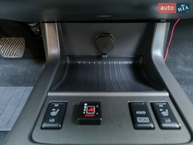 Черный Ниссан Мурано, объемом двигателя 3.5 л и пробегом 260 тыс. км за 11000 $, фото 29 на Automoto.ua