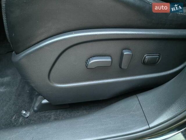 Черный Ниссан Мурано, объемом двигателя 3.5 л и пробегом 260 тыс. км за 11000 $, фото 43 на Automoto.ua