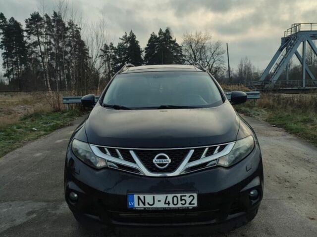 Черный Ниссан Мурано, объемом двигателя 3 л и пробегом 185 тыс. км за 6700 $, фото 1 на Automoto.ua