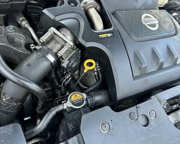 Черный Ниссан Мурано, объемом двигателя 2.49 л и пробегом 202 тыс. км за 13000 $, фото 53 на Automoto.ua