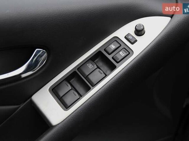 Черный Ниссан Мурано, объемом двигателя 3.5 л и пробегом 134 тыс. км за 11500 $, фото 26 на Automoto.ua