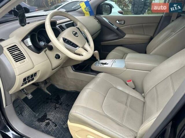 Черный Ниссан Мурано, объемом двигателя 2.49 л и пробегом 192 тыс. км за 12500 $, фото 7 на Automoto.ua