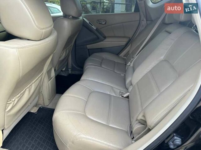 Черный Ниссан Мурано, объемом двигателя 2.49 л и пробегом 192 тыс. км за 12500 $, фото 10 на Automoto.ua