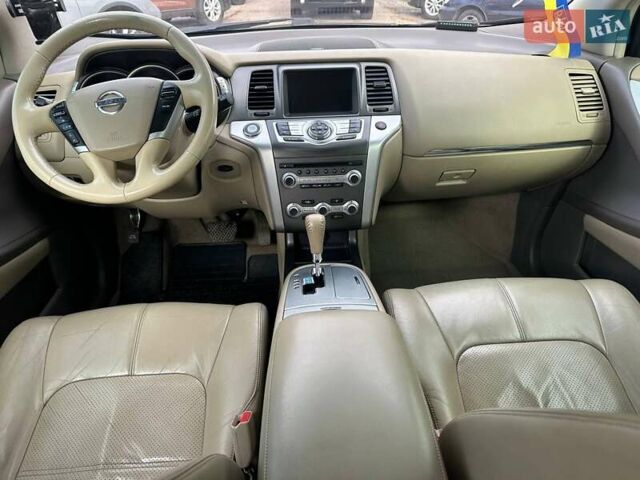 Черный Ниссан Мурано, объемом двигателя 4.25 л и пробегом 192 тыс. км за 11500 $, фото 18 на Automoto.ua