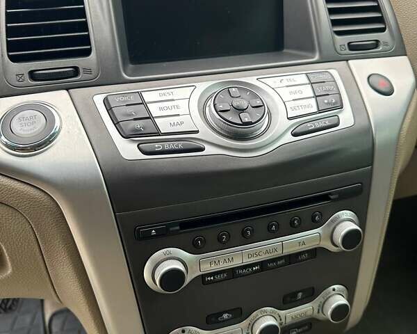 Черный Ниссан Мурано, объемом двигателя 4.25 л и пробегом 192 тыс. км за 11500 $, фото 17 на Automoto.ua