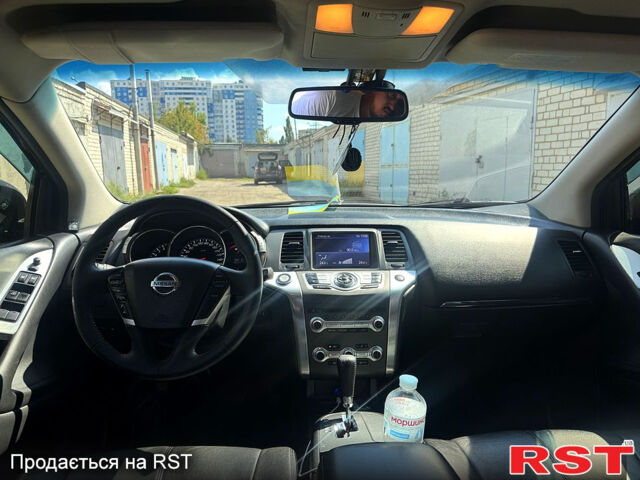 Черный Ниссан Мурано, объемом двигателя 3.5 л и пробегом 217 тыс. км за 12500 $, фото 6 на Automoto.ua