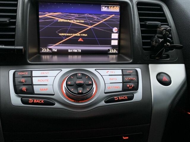 Чорний Ніссан Мурано, об'ємом двигуна 3.5 л та пробігом 285 тис. км за 10999 $, фото 6 на Automoto.ua