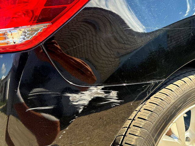 Черный Ниссан Мурано, объемом двигателя 3.5 л и пробегом 217 тыс. км за 12500 $, фото 9 на Automoto.ua