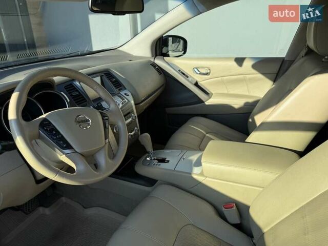 Черный Ниссан Мурано, объемом двигателя 2.49 л и пробегом 200 тыс. км за 14500 $, фото 6 на Automoto.ua