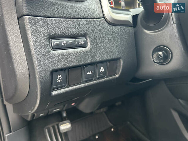 Черный Ниссан Мурано, объемом двигателя 3.5 л и пробегом 164 тыс. км за 16950 $, фото 16 на Automoto.ua