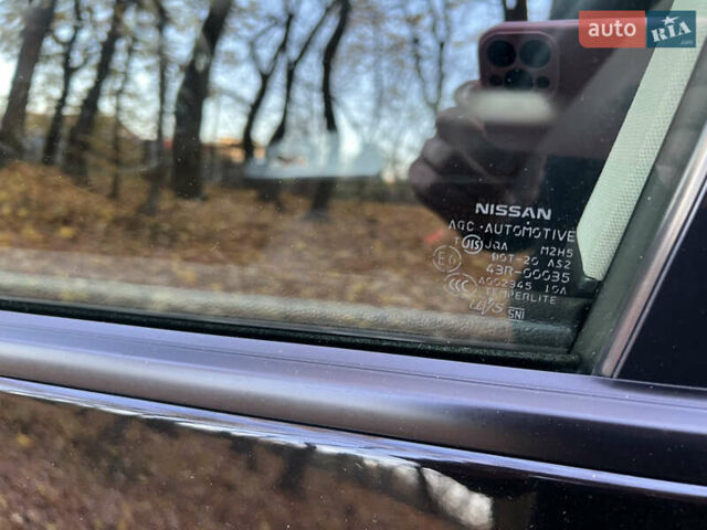 Черный Ниссан Мурано, объемом двигателя 2.49 л и пробегом 218 тыс. км за 16300 $, фото 43 на Automoto.ua