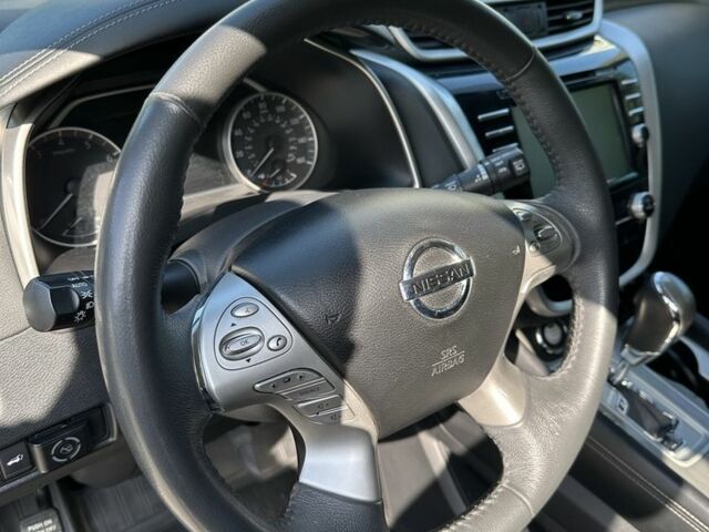 Черный Ниссан Мурано, объемом двигателя 3.5 л и пробегом 113 тыс. км за 15000 $, фото 7 на Automoto.ua