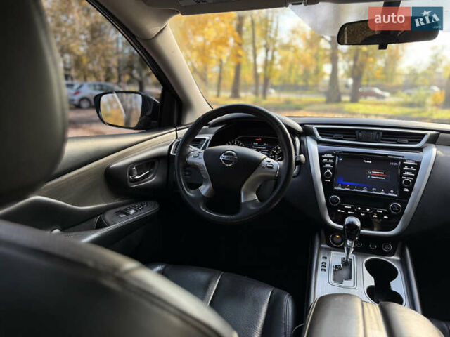 Черный Ниссан Мурано, объемом двигателя 3.5 л и пробегом 166 тыс. км за 16700 $, фото 16 на Automoto.ua