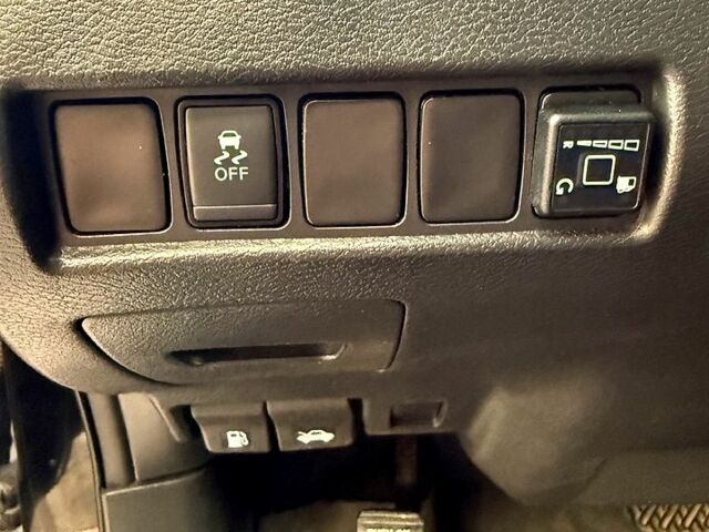 Черный Ниссан Мурано, объемом двигателя 3.5 л и пробегом 78 тыс. км за 16900 $, фото 6 на Automoto.ua