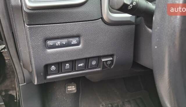 Черный Ниссан Мурано, объемом двигателя 3.5 л и пробегом 96 тыс. км за 21400 $, фото 39 на Automoto.ua