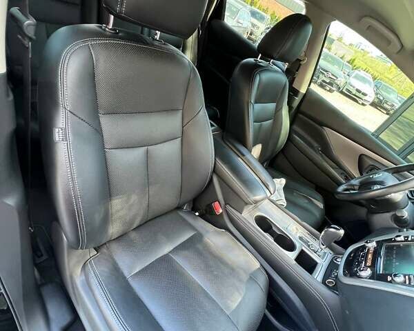 Черный Ниссан Мурано, объемом двигателя 3.5 л и пробегом 65 тыс. км за 17800 $, фото 35 на Automoto.ua