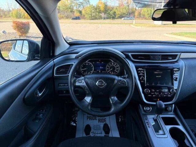 Черный Ниссан Мурано, объемом двигателя 3.5 л и пробегом 32 тыс. км за 3300 $, фото 5 на Automoto.ua