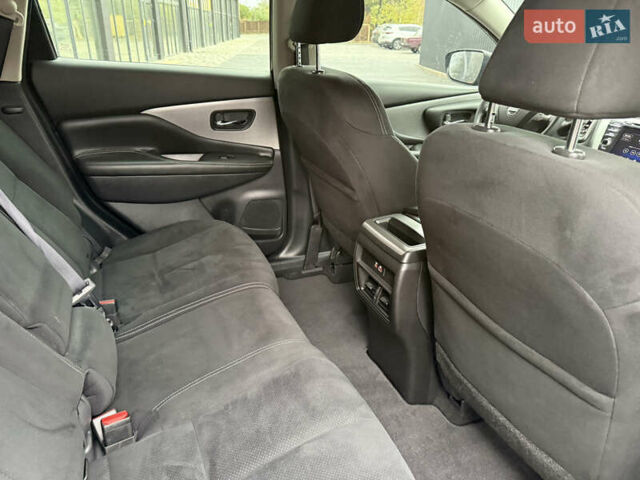 Черный Ниссан Мурано, объемом двигателя 3.5 л и пробегом 57 тыс. км за 20500 $, фото 21 на Automoto.ua