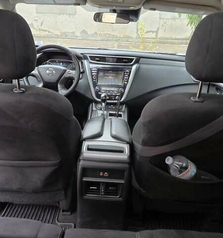 Черный Ниссан Мурано, объемом двигателя 3.5 л и пробегом 143 тыс. км за 17900 $, фото 2 на Automoto.ua