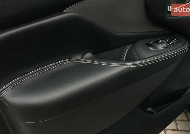 Чорний Ніссан Мурано, об'ємом двигуна 3.5 л та пробігом 38 тис. км за 21000 $, фото 42 на Automoto.ua