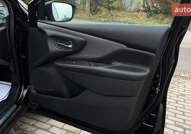 Чорний Ніссан Мурано, об'ємом двигуна 3.5 л та пробігом 38 тис. км за 21000 $, фото 59 на Automoto.ua