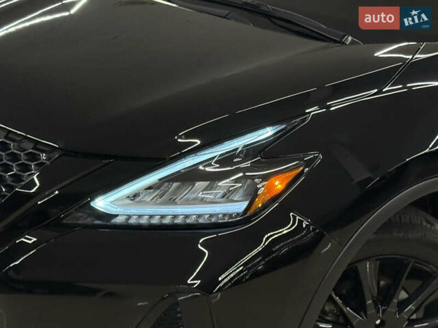 Черный Ниссан Мурано, объемом двигателя 3.5 л и пробегом 31 тыс. км за 24699 $, фото 2 на Automoto.ua