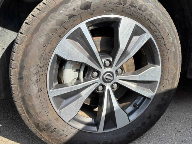 Черный Ниссан Мурано, объемом двигателя 3.5 л и пробегом 82 тыс. км за 20900 $, фото 18 на Automoto.ua