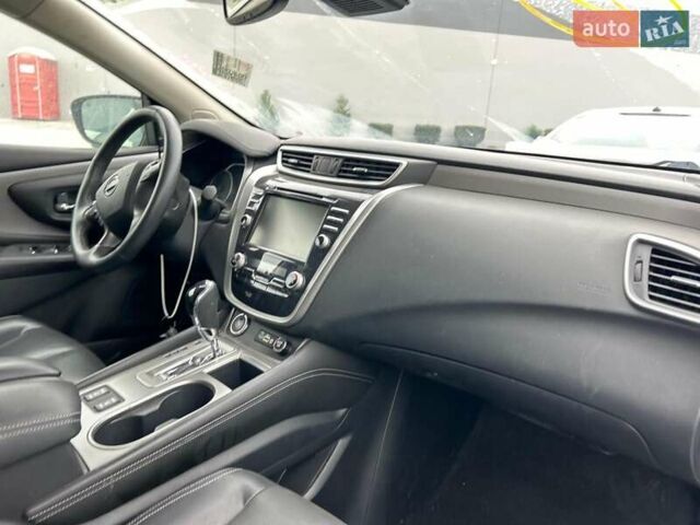 Черный Ниссан Мурано, объемом двигателя 3.5 л и пробегом 80 тыс. км за 16900 $, фото 7 на Automoto.ua