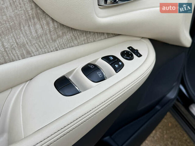 Черный Ниссан Мурано, объемом двигателя 3.5 л и пробегом 74 тыс. км за 25800 $, фото 20 на Automoto.ua