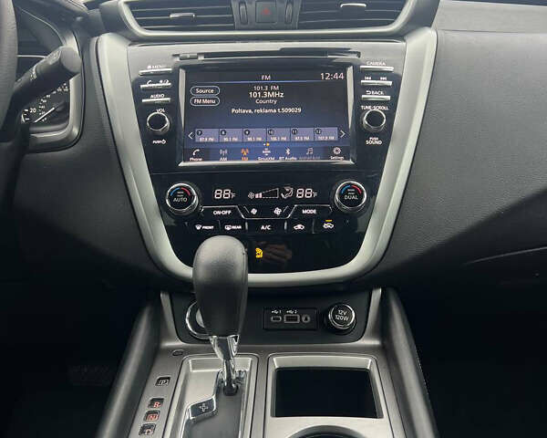 Черный Ниссан Мурано, объемом двигателя 3.5 л и пробегом 81 тыс. км за 21200 $, фото 10 на Automoto.ua