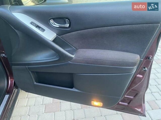 Красный Ниссан Мурано, объемом двигателя 3.5 л и пробегом 229 тыс. км за 10999 $, фото 16 на Automoto.ua