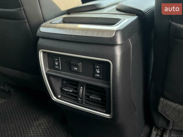 Красный Ниссан Мурано, объемом двигателя 3.5 л и пробегом 143 тыс. км за 18800 $, фото 21 на Automoto.ua