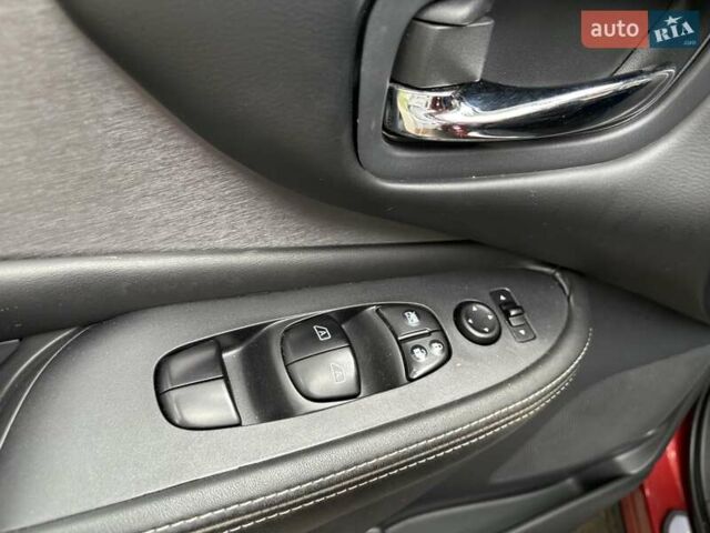 Красный Ниссан Мурано, объемом двигателя 3.5 л и пробегом 57 тыс. км за 17800 $, фото 15 на Automoto.ua