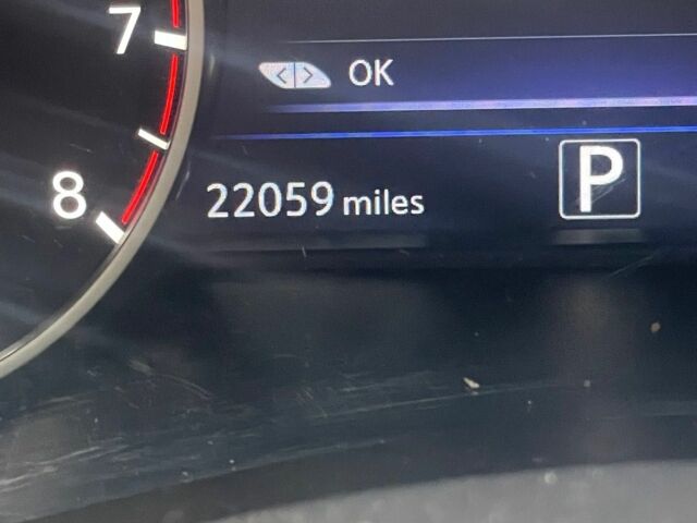 Красный Ниссан Мурано, объемом двигателя 3.5 л и пробегом 25 тыс. км за 20500 $, фото 6 на Automoto.ua